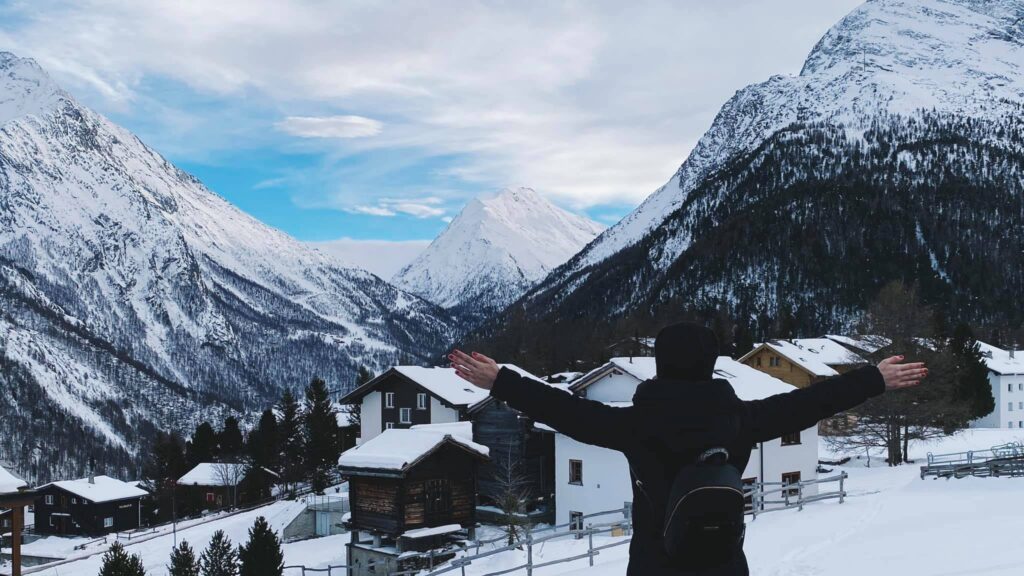 Saasfee, Switzerland. Inspiring landscape, inspiring women.